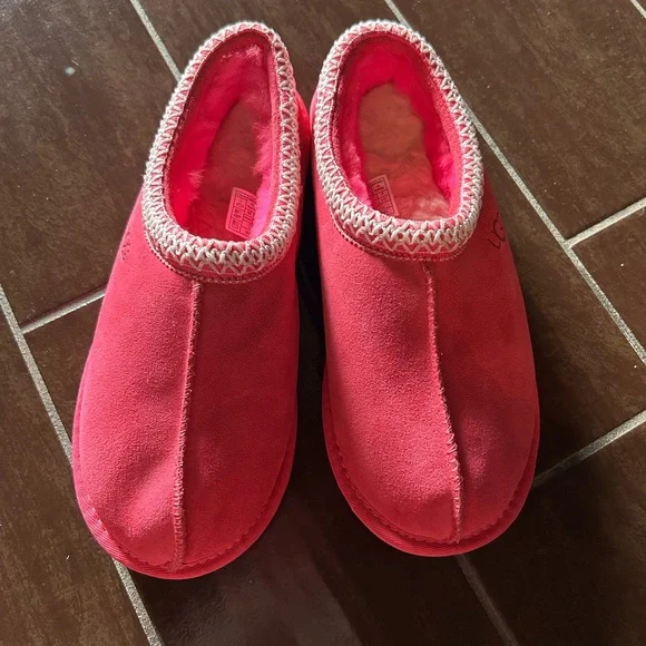 Brand New UGG Tasman slipper - Picture 4 of 7